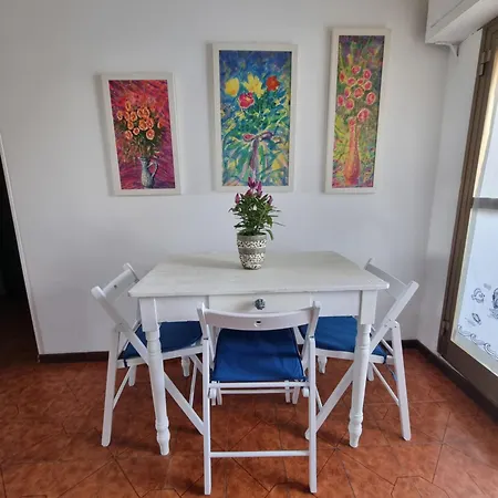 A Un Passo Dal Mare - Vista Mare マリーナ・ディ・マッサ